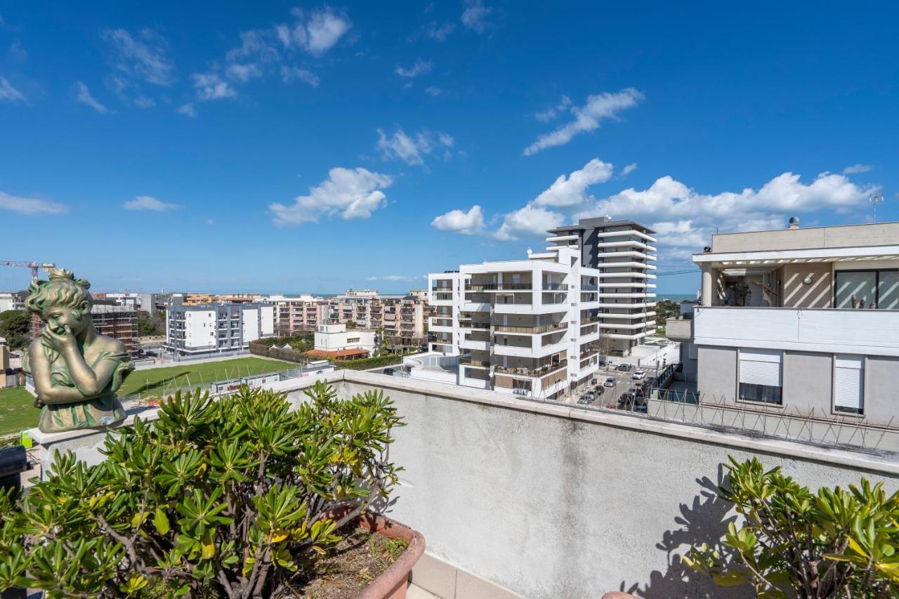 Grazia Attic Apartment With Terrace Trani Exterior foto